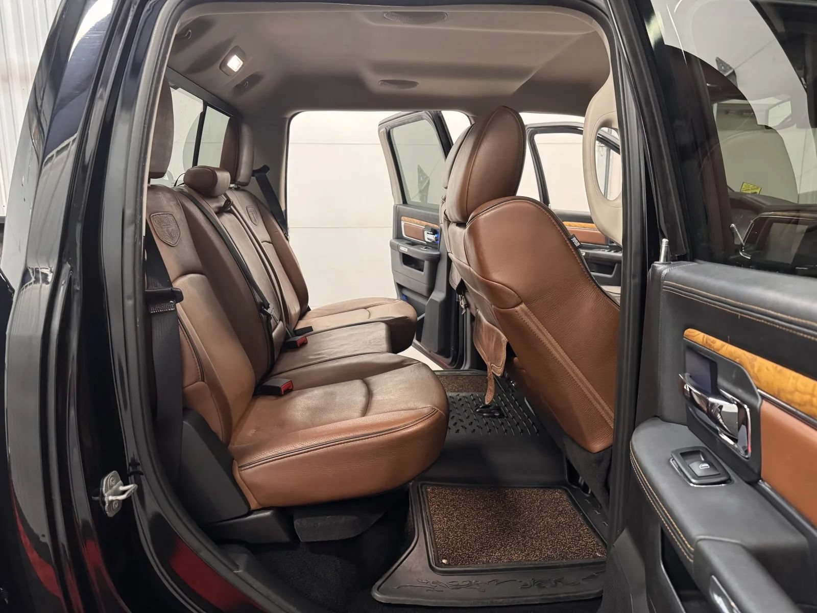 Used 2013 RAM 1500 Laramie Longhorn w/ Convenience Group AWD/4WD image 41