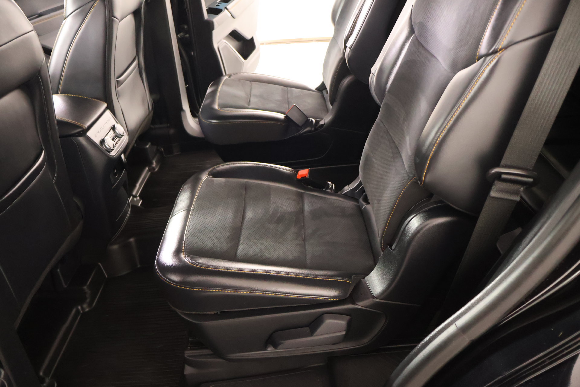 Used 2026 Ford Explorer Tremor w/ Tremor Convenience Package AWD/4WD image 12
