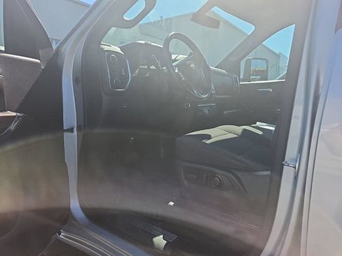 Used 2022 Chevrolet Silverado 2500 LT w/ Convenience Package AWD/4WD image 10