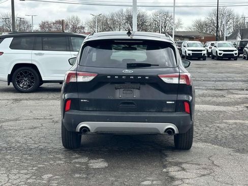Used 2020 Ford Escape SEL image 5