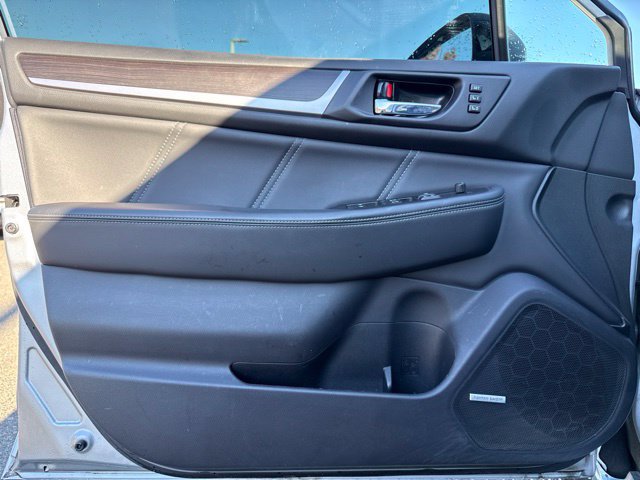 Used 2019 Subaru Legacy 3.6R Limited w/ Popular Package #2A AWD/4WD image 9