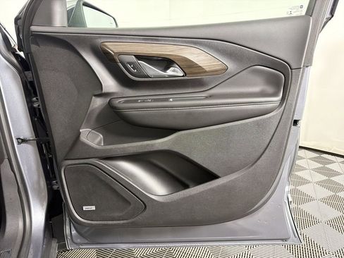 Used 2018 GMC Terrain Denali w/ Comfort Package image 12