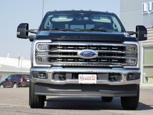 Used 2023 Ford F250 Lariat w/ Lariat Ultimate Package image 9