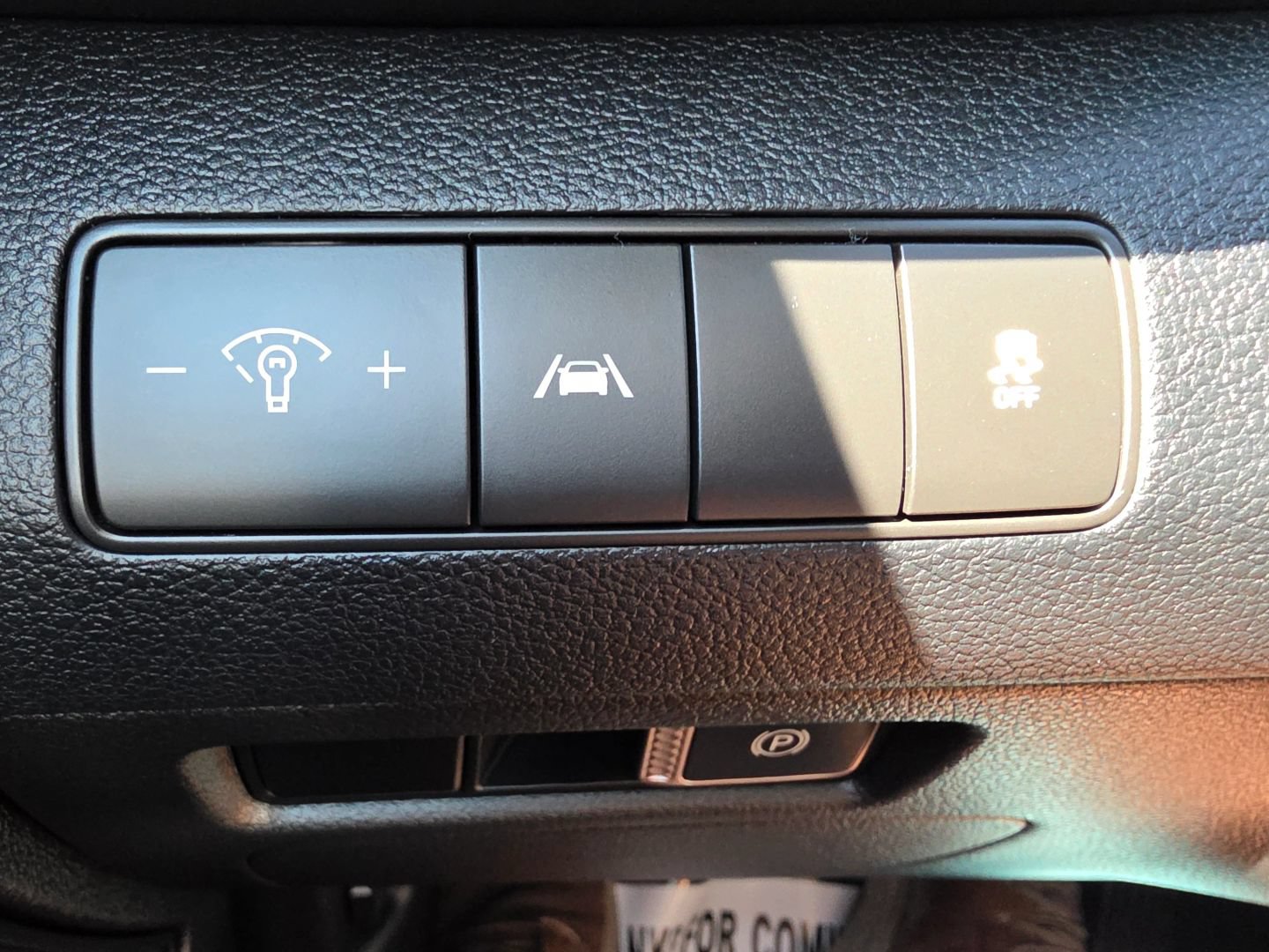 Used 2023 Hyundai Santa Fe SE AWD/4WD image 32