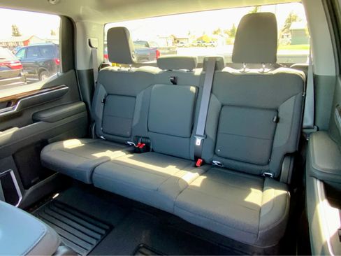 New 2026 GMC Sierra 1500 Elevation image 28