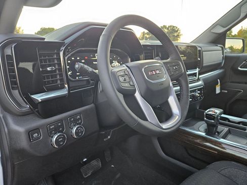New 2026 GMC Sierra 1500 Elevation w/ Preferred Package image 10