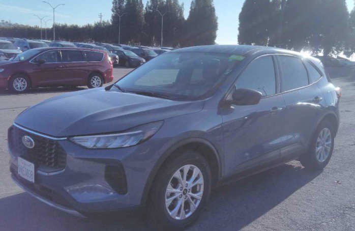 Used 2025 Ford Escape Active FWD image 1