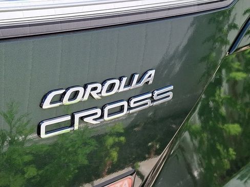 Certified 2023 Toyota Corolla Cross LE AWD/4WD image 30