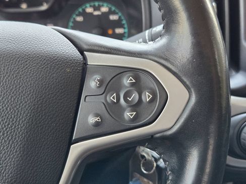 Used 2022 Chevrolet Colorado LT w/ Fleet Safety Package RWD image 28