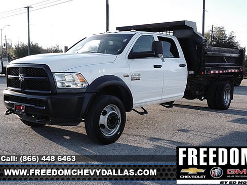 Used 2018 RAM 5500 Tradesman image 3