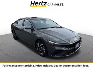 Used 2025 Hyundai Elantra SEL FWD video 1