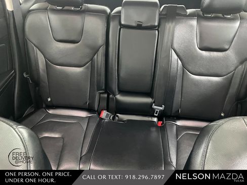 Used 2019 Ford Edge Titanium w/ Equipment Group 301A image 31