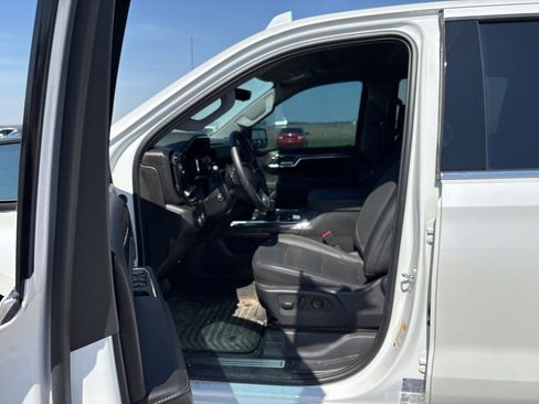 Used 2024 Chevrolet Silverado 1500 LTZ w/ Technology Package image 33