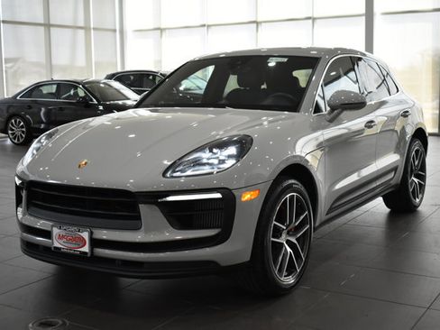 Used 2022 Porsche Macan S image 8
