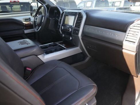 Used 2017 Ford F250 King Ranch w/ King Ranch Ultimate Package image 18