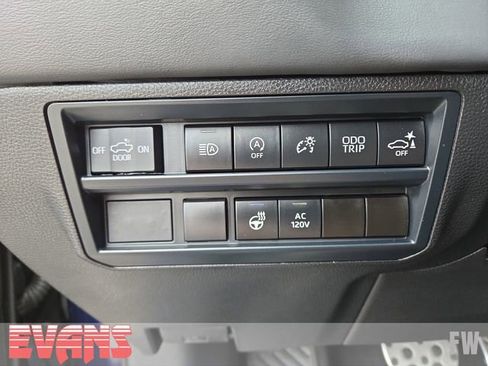 New 2026 Toyota Tundra Platinum w/ TRD Off-Road Package image 18