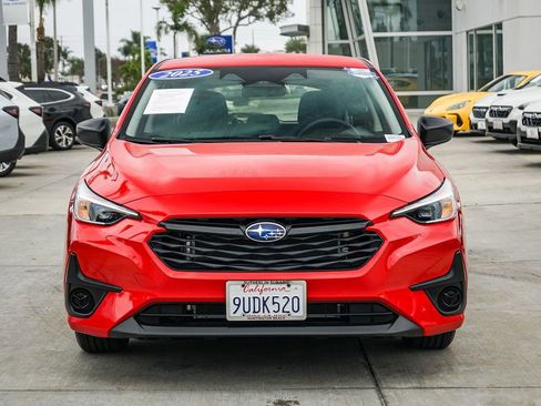 Certified 2025 Subaru Impreza 2.0i image 2