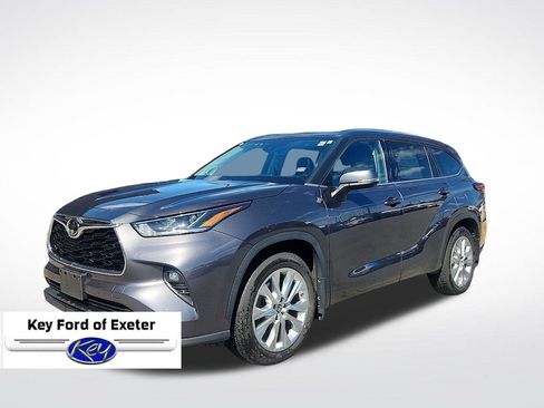 Used 2021 Toyota Highlander Limited AWD/4WD image 7