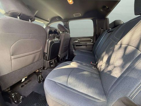 Used 2025 RAM 2500 Big Horn AWD/4WD image 25