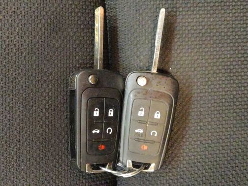 Used 2014 Chevrolet Cruze LT FWD image 32
