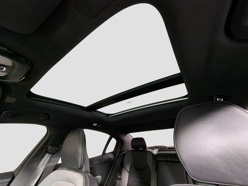 Certified 2023 Volvo S60 B5 Ultimate FWD image 21