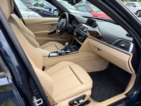 Used 2016 BMW 328i Sedan RWD image 12