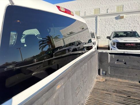 Used 2005 GMC Sierra 3500 W/T image 33