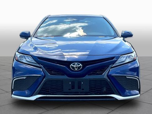 Used 2023 Toyota Camry XSE FWD image 4