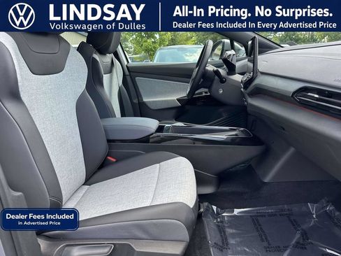 Used 2023 Volkswagen ID.4 Pro AWD/4WD image 12