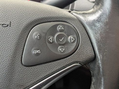 Used 2019 Chevrolet Impala Premier FWD image 24