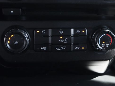 Used 2018 Ford F150 XL w/ Equipment Group 101A Mid RWD image 33