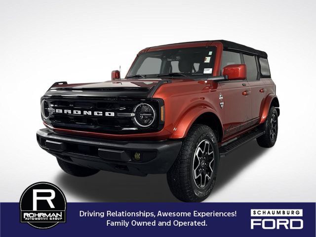 Used 2023 Ford Bronco Outer Banks AWD/4WD image 2