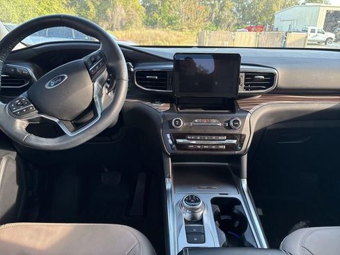 Used 2020 Ford Explorer Limited image 10