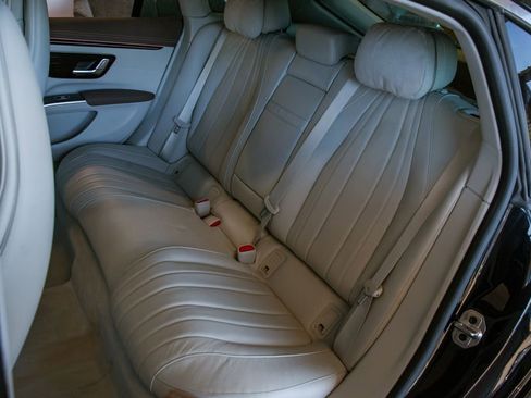 Used 2023 Mercedes-Benz EQS 450+ 4MATIC Sedan image 7