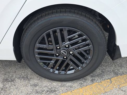 New 2026 Nissan Sentra SV FWD image 11