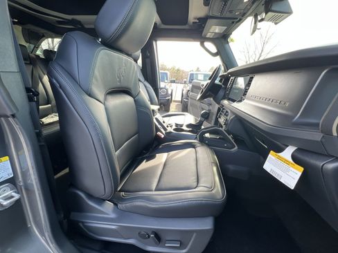 New 2026 Ford Bronco Badlands image 26