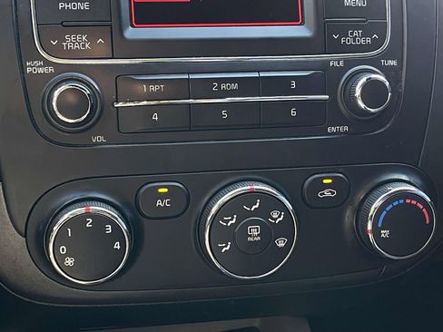 Used 2016 Kia Forte LX FWD image 28