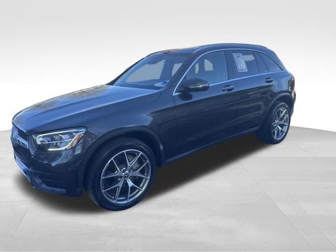 Used 2021 Mercedes-Benz GLC 300 4MATIC w/ AMG Line image 2