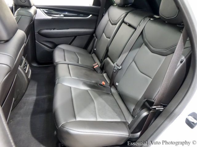 Certified 2024 Cadillac XT5 Premium Luxury w/ LPO, Floor Liner Package AWD/4WD image 12