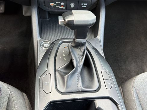 Used 2025 Kia K4 FWD image 20