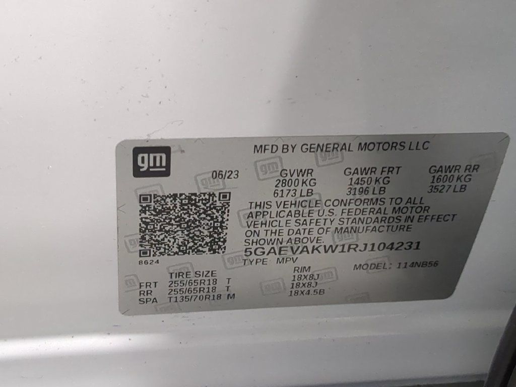 Used 2024 Buick Enclave Essence w/ Sound and Sites Package AWD/4WD image 41
