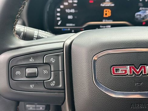 Used 2024 GMC Yukon AT4 w/ Technology Package AWD/4WD image 26