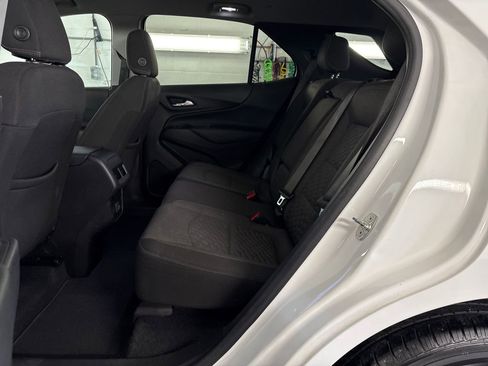 Used 2021 Chevrolet Equinox LT FWD image 28