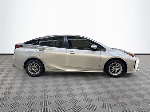 Used 2022 Toyota Prius LE FWD image 8