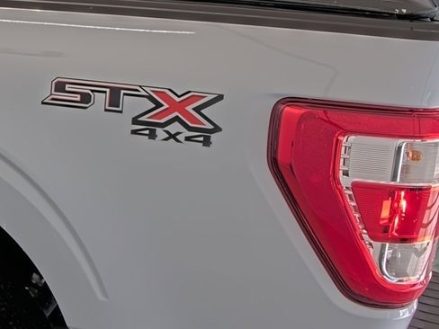 Used 2022 Ford F150 XL w/ STX Appearance Package image 10