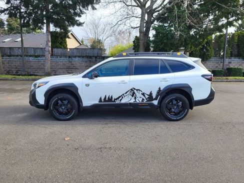 Used 2023 Subaru Outback Wilderness image 2