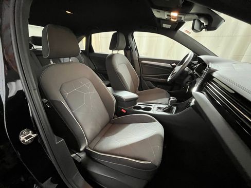 Certified 2025 Volkswagen Jetta Sport image 13