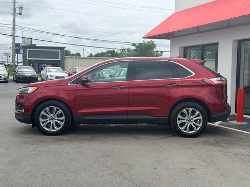 Used 2019 Ford Edge Titanium w/ Equipment Group 301A AWD/4WD image 3