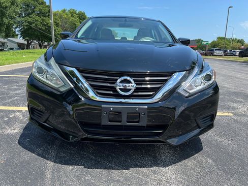 Used 2017 Nissan Altima 2.5 S w/ Power Driver Seat Package FWD image 8
