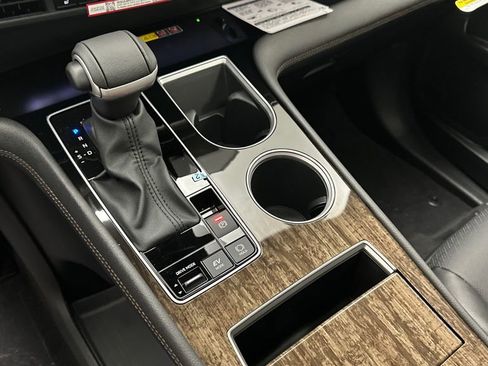 New 2026 Toyota Sienna Platinum AWD/4WD image 14